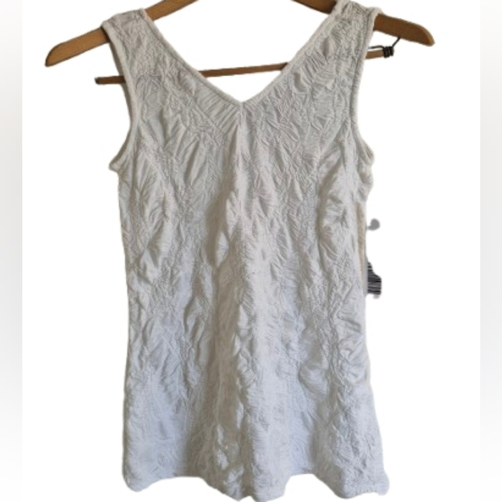 Tribal Textured V-neck Tank Top